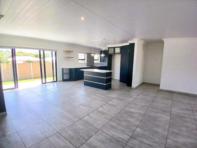 3 Bedroom Property for Sale in Stilbaai Wes Western Cape